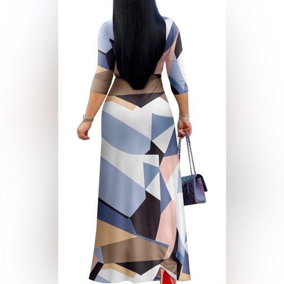 Plus size Maxi Dress with pockets - Picture 1 of 6